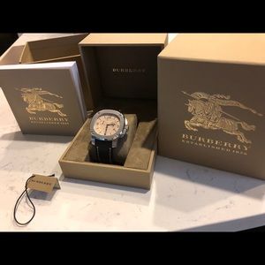 Burberry watch 100% Authentic . BBY1101 model